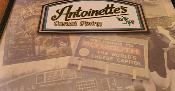 antoinettes promo image